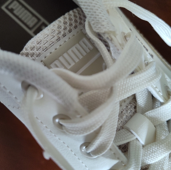 PUMA - Picture 8 of 11